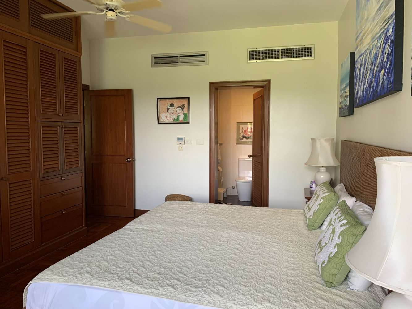 Property image - full photo 12