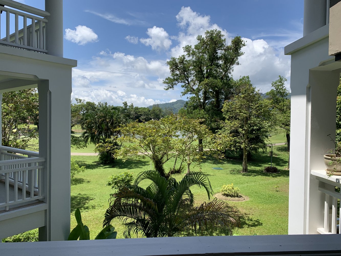 Property image - full photo 2