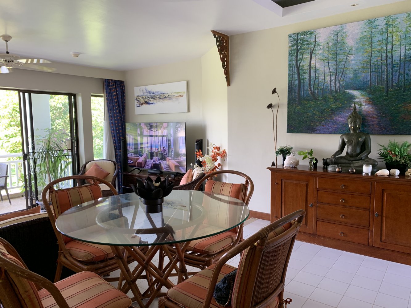 Property image - full photo 4