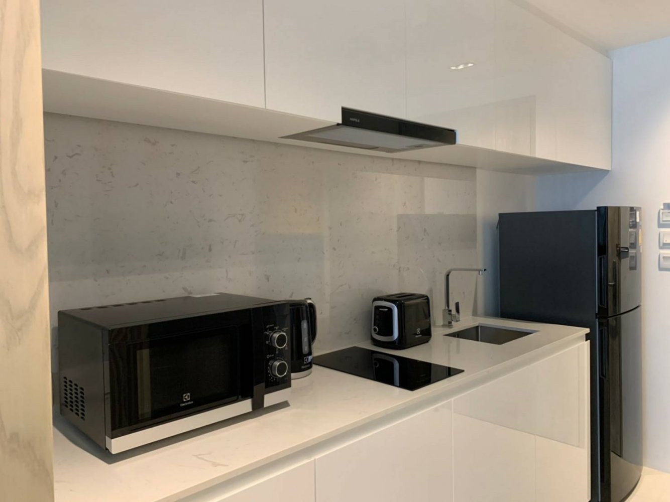 Property image - full photo 5