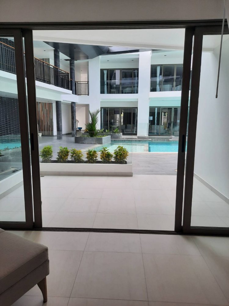 Property image - full photo 6