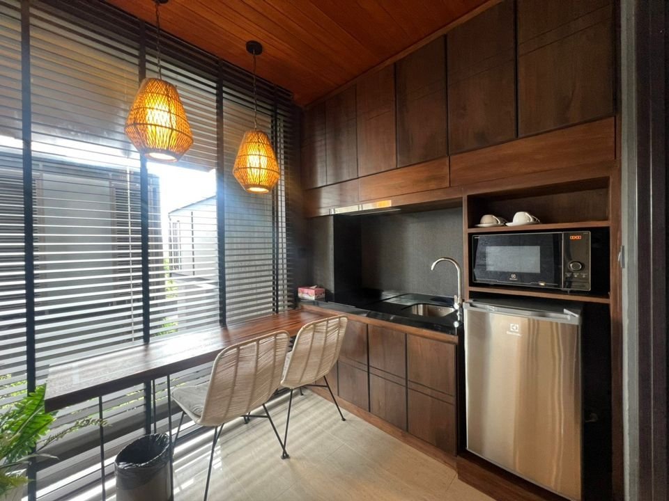 Property image - full photo 5