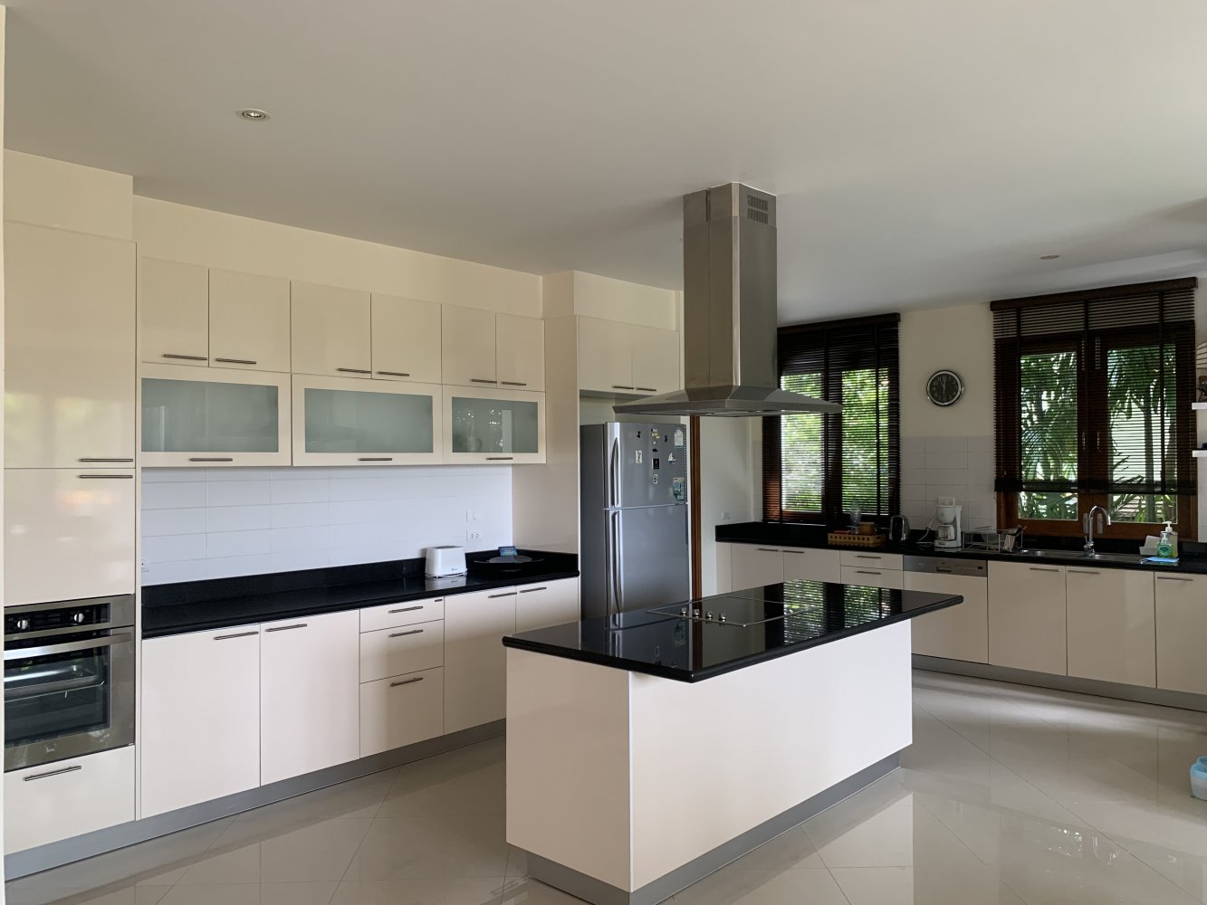 Property image - full photo 14