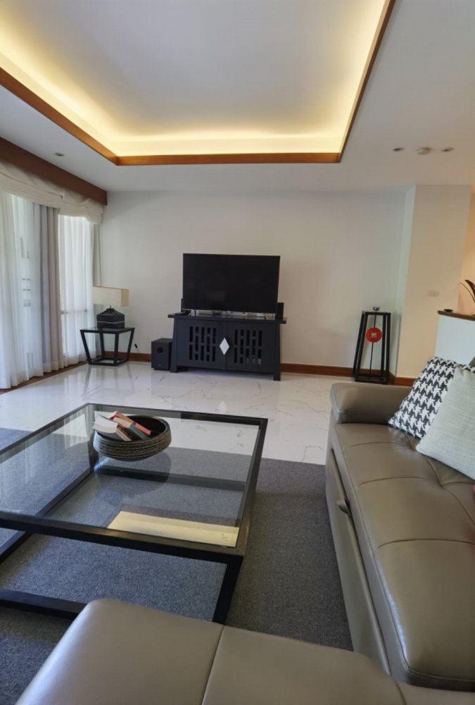 Property image - full photo 7