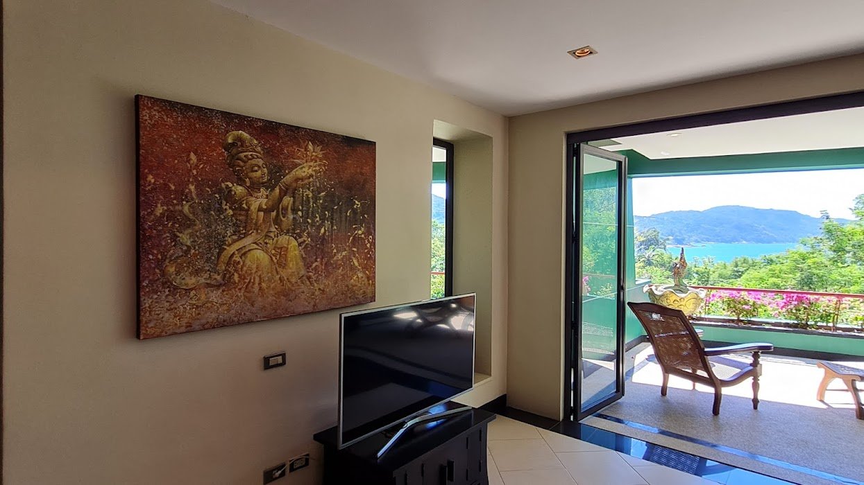 Property image - full photo 11