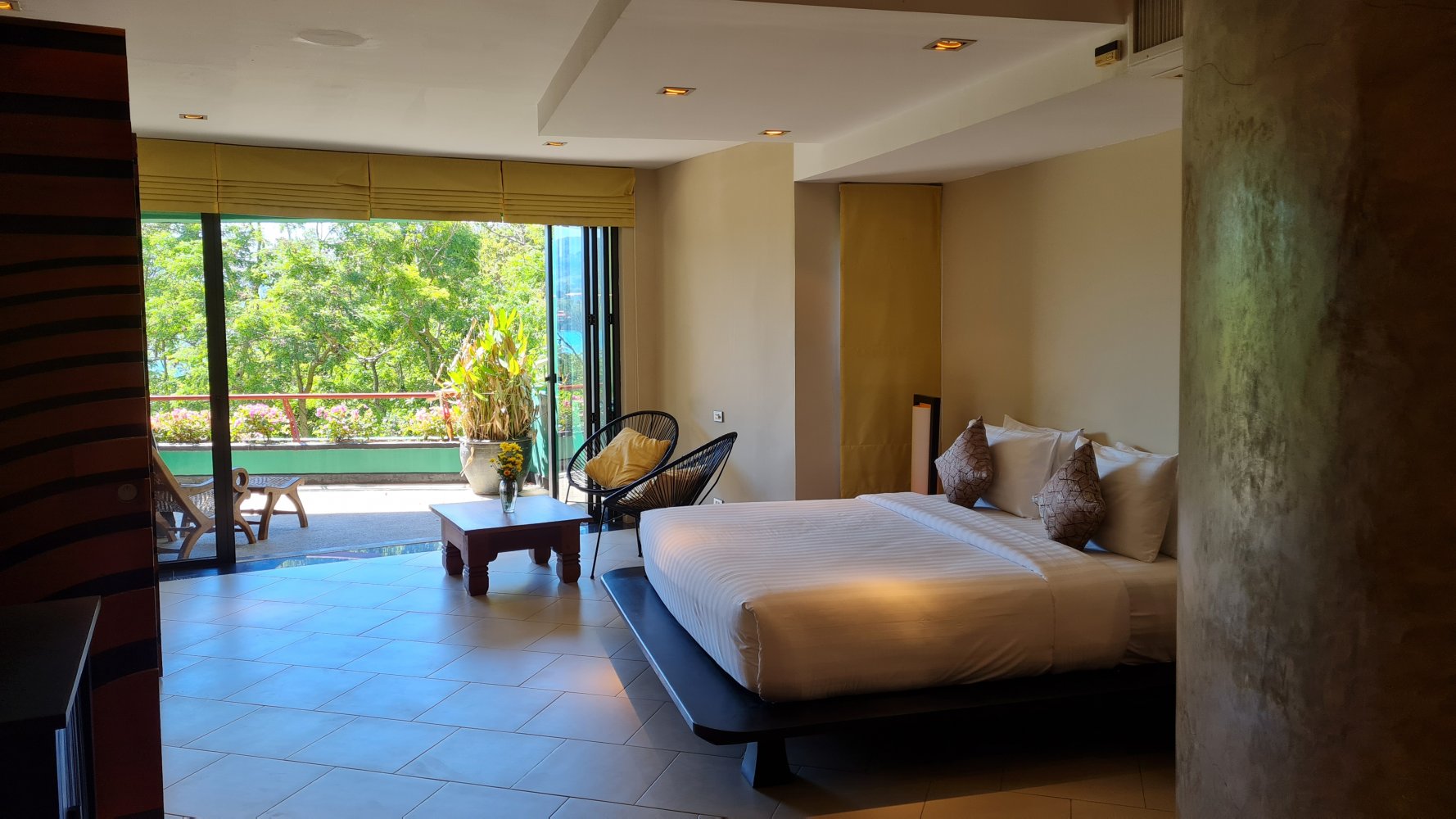 Property image - full photo 12