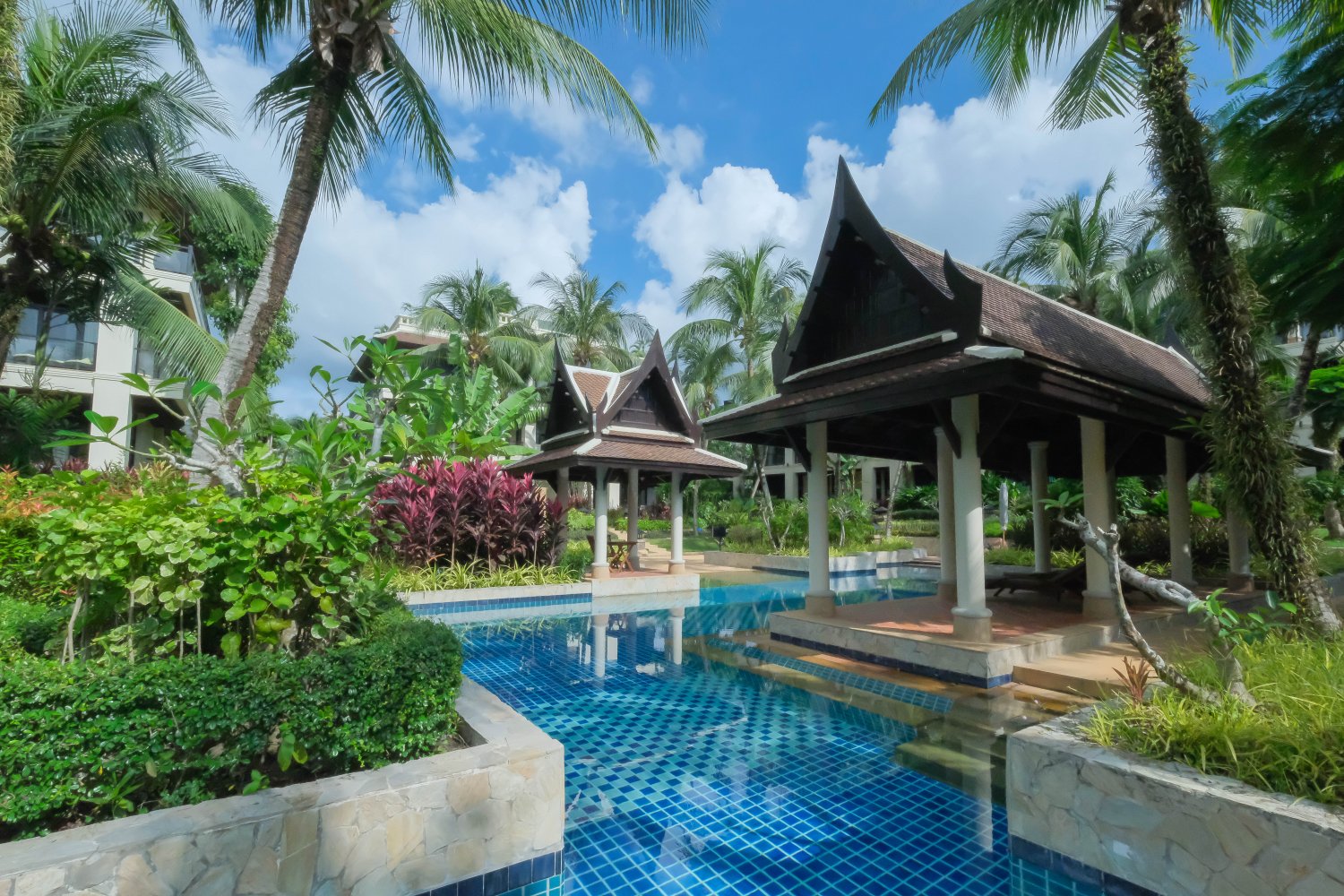 Property image - full photo 4