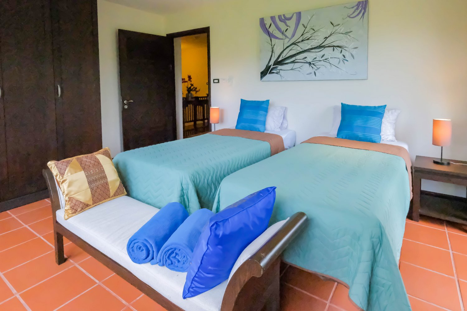 Property image - full photo 10
