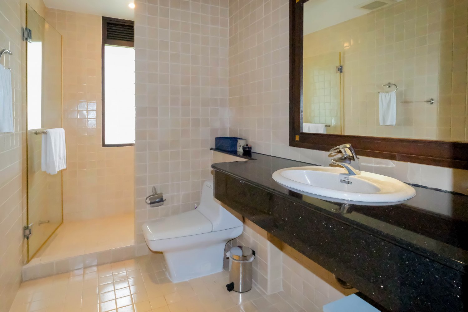 Property image - full photo 19