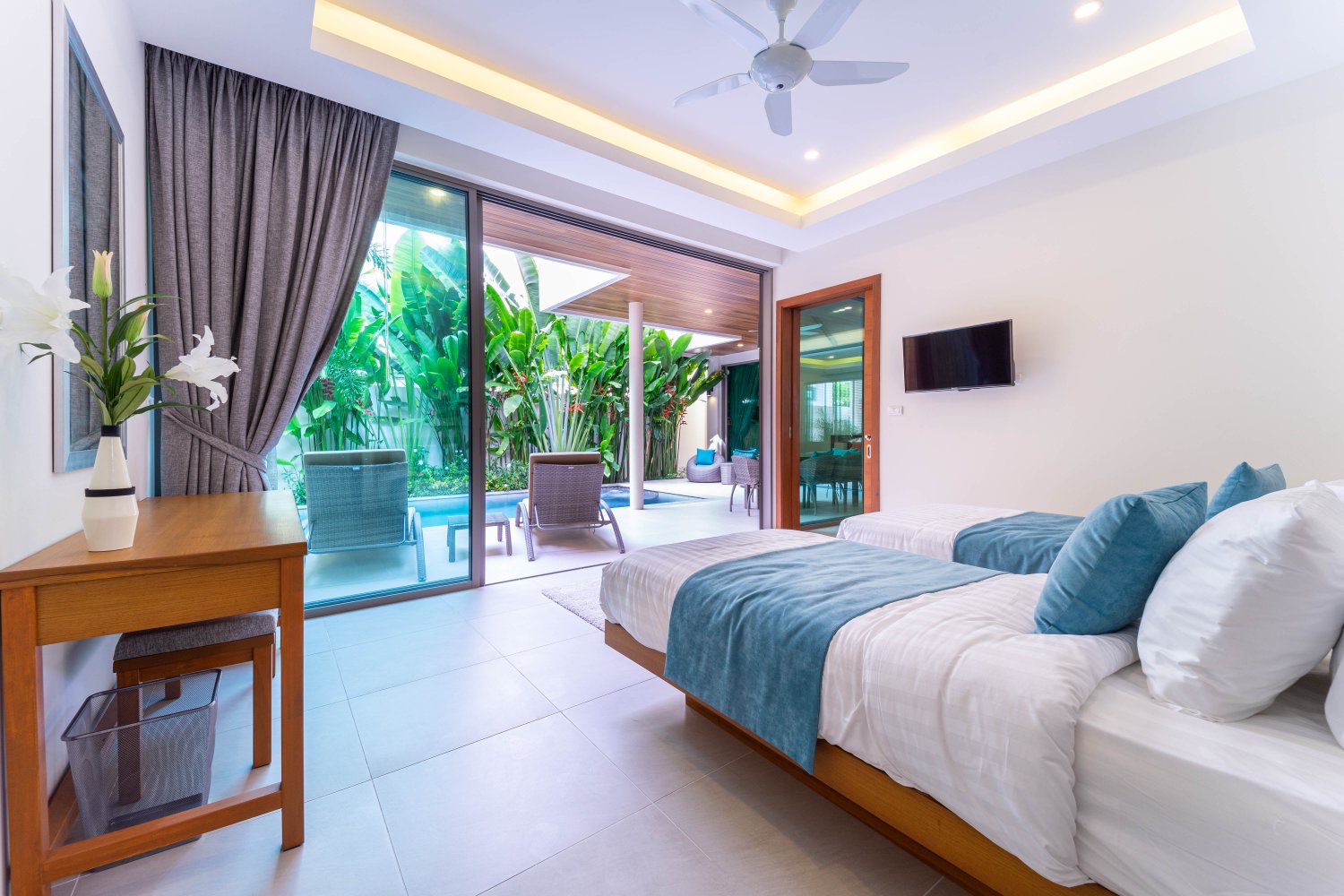Property image - full photo 31