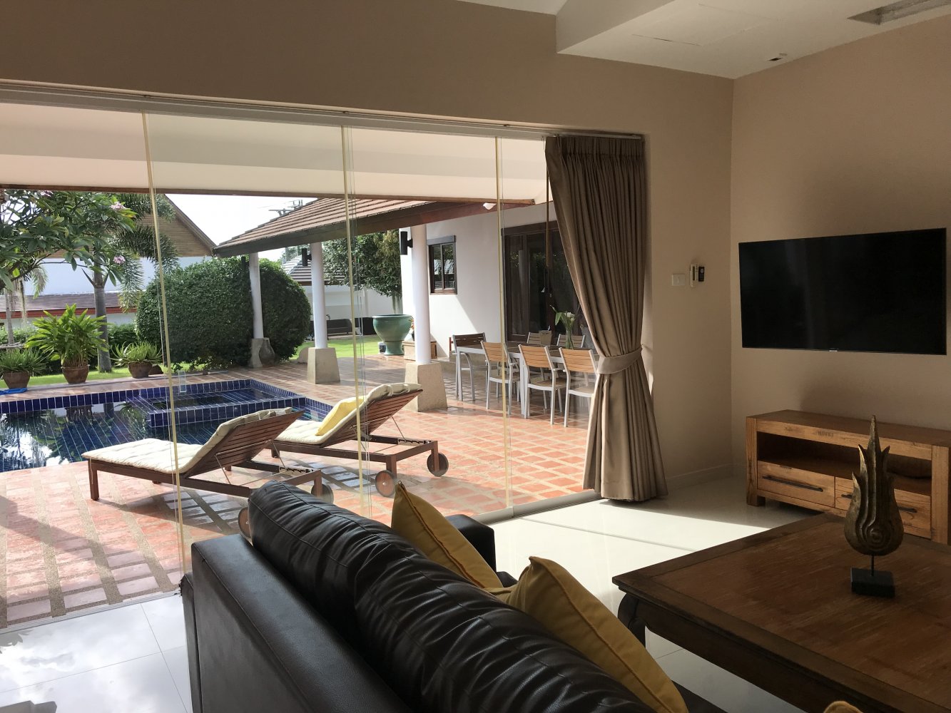 Property image - full photo 7