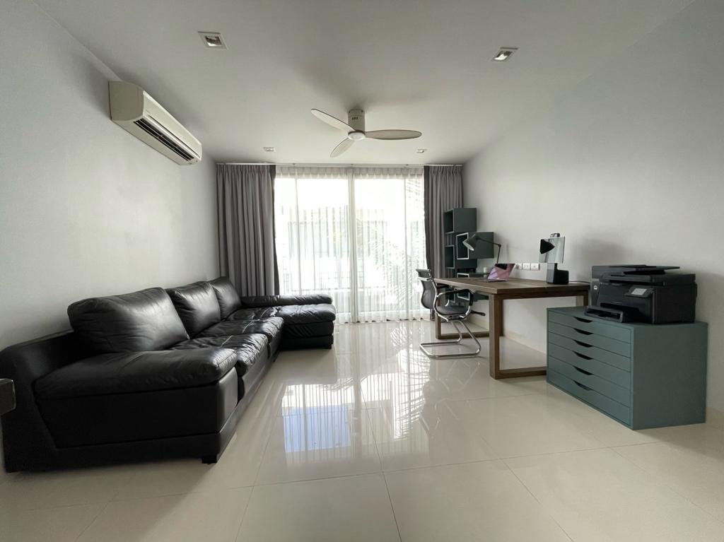 Property image - full photo 6