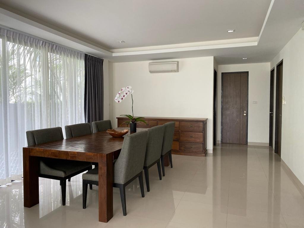 Property image - full photo 8
