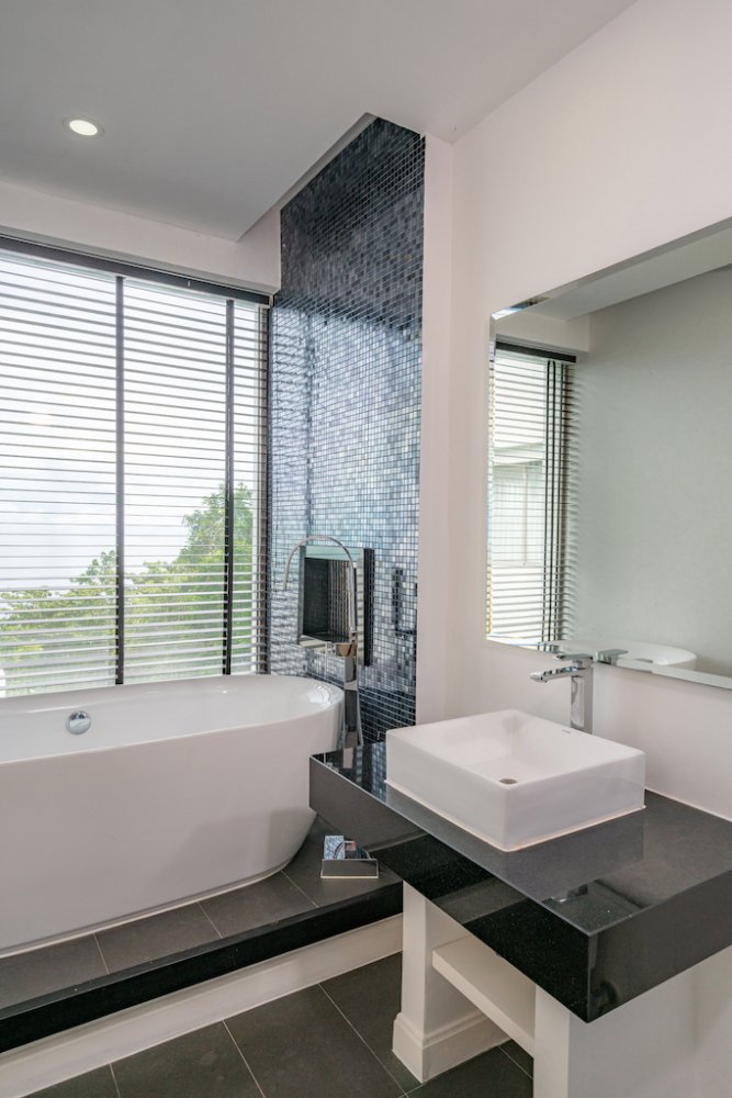 Property image - full photo 79
