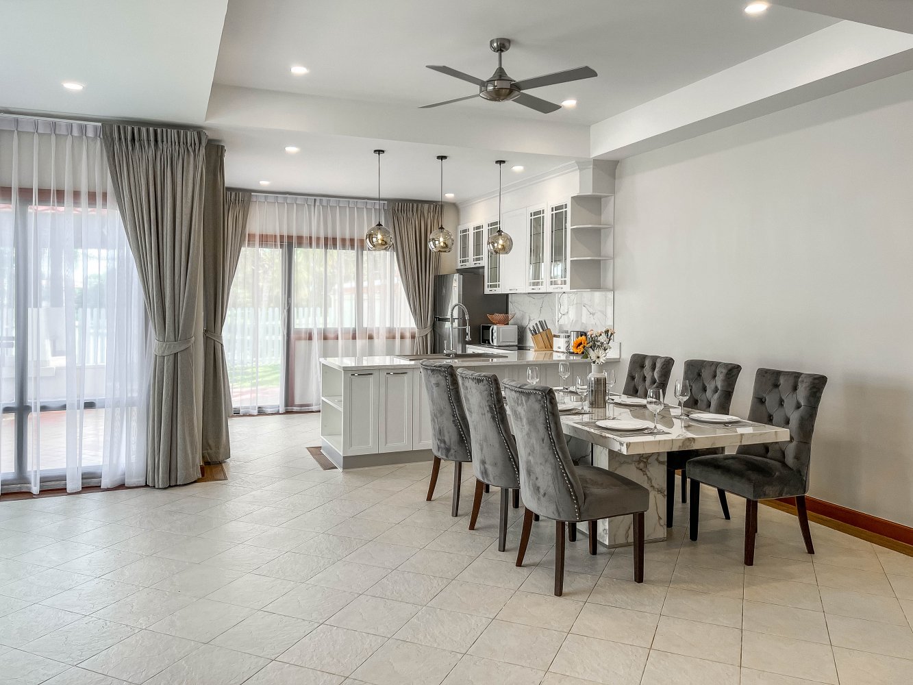 Property image - full photo 1