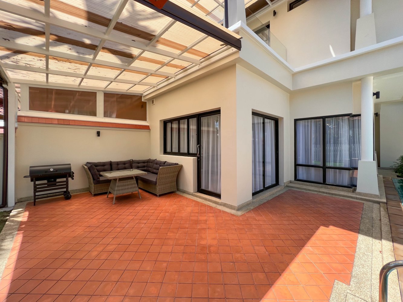 Property image - full photo 48