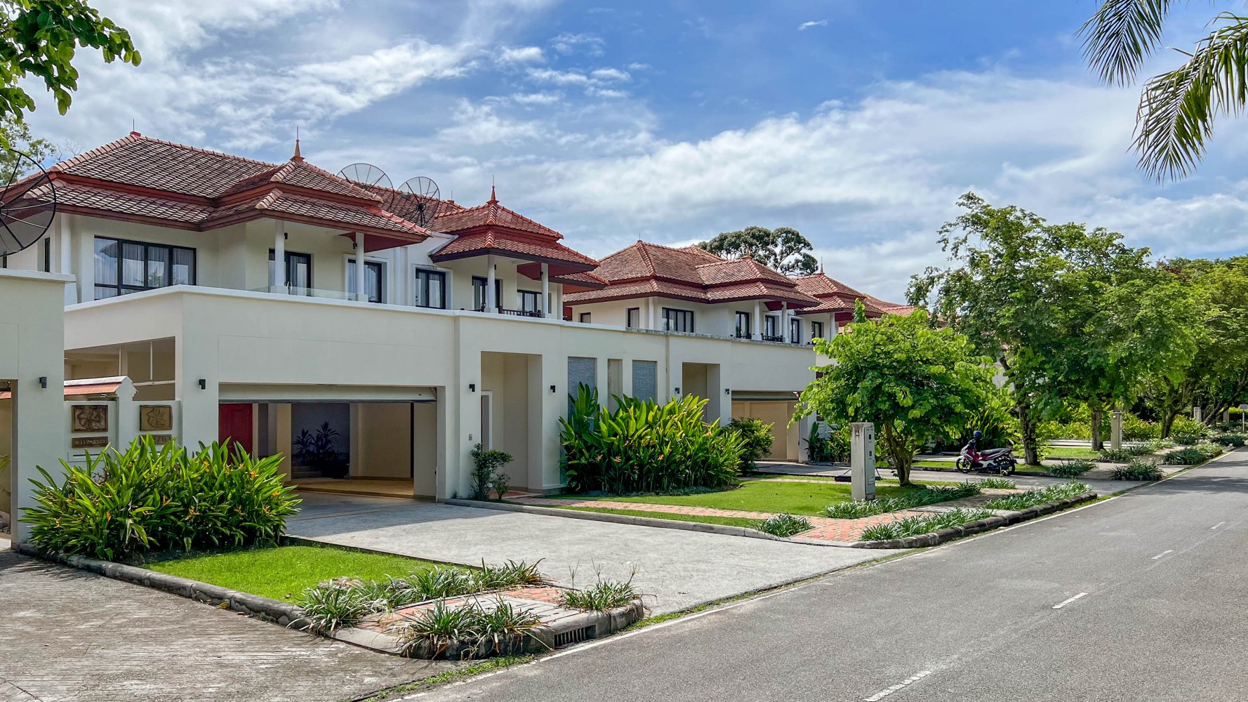Property image - full photo 52