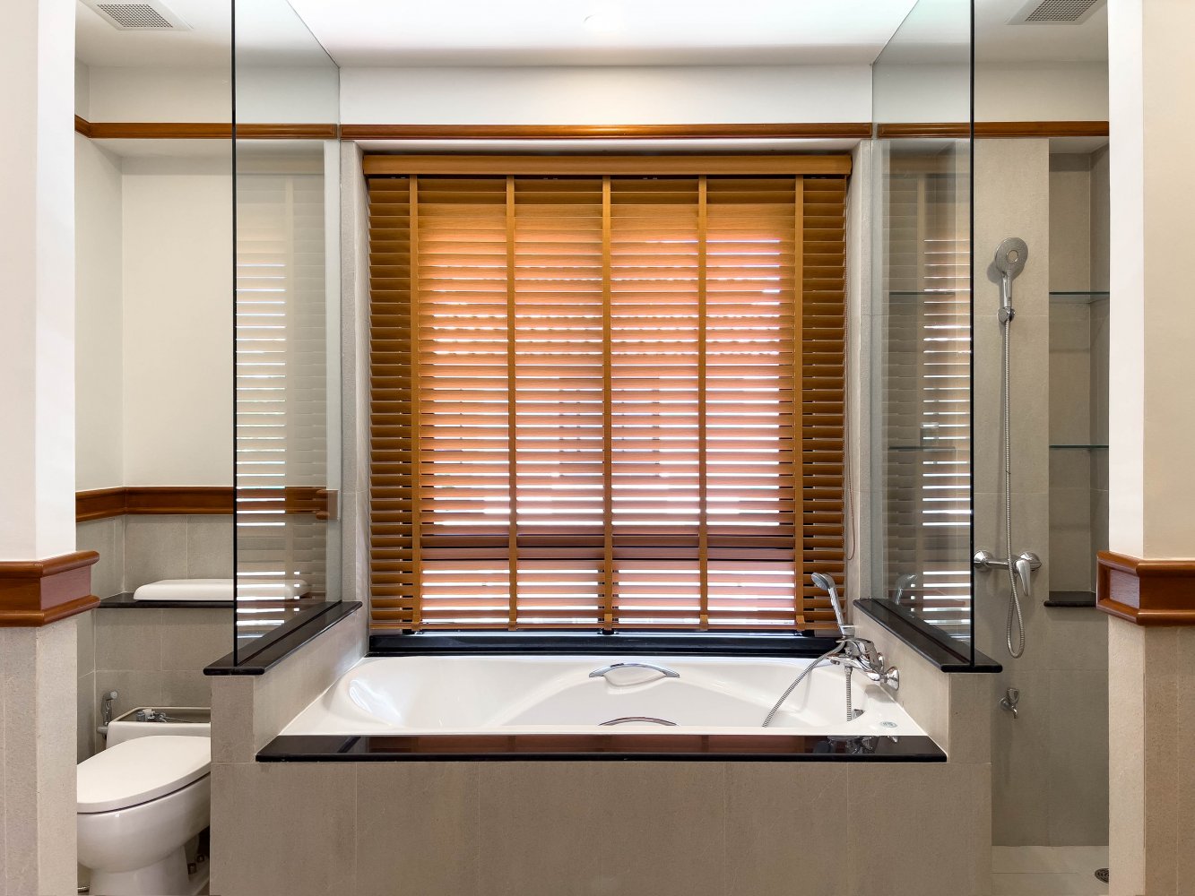 Property image - full photo 35