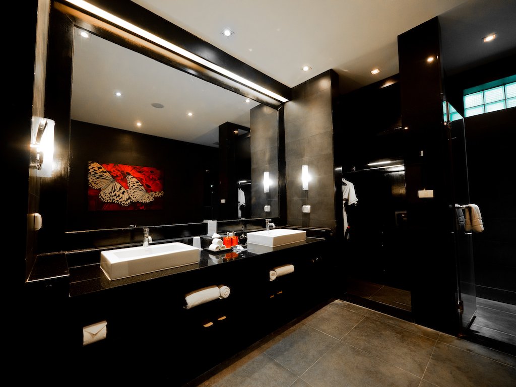 Property image - full photo 5
