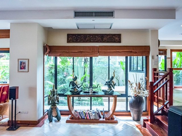 Property image - full photo 9