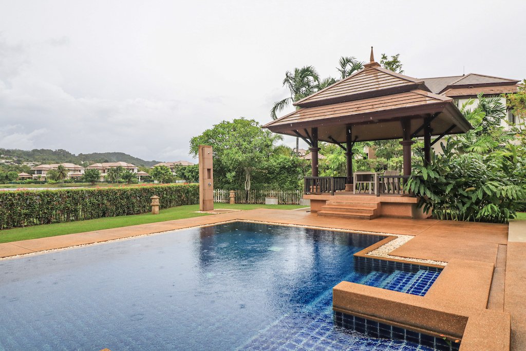 Property image - full photo 8