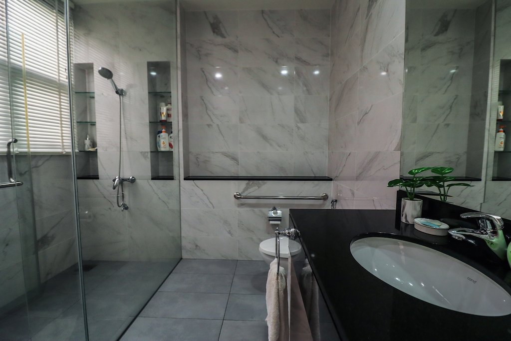 Property image - full photo 59