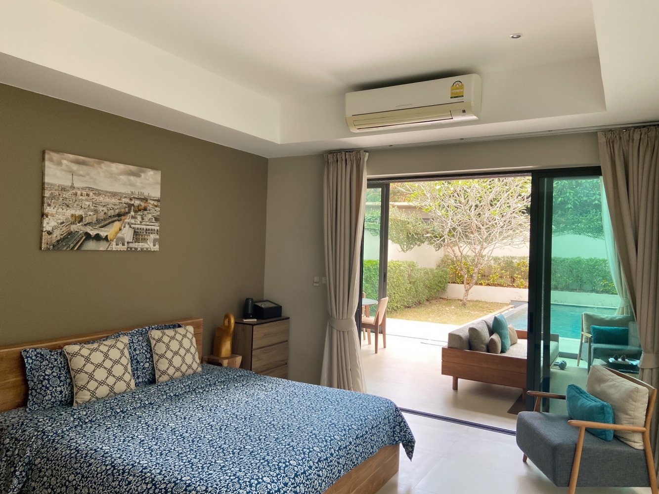 Property image - full photo 12