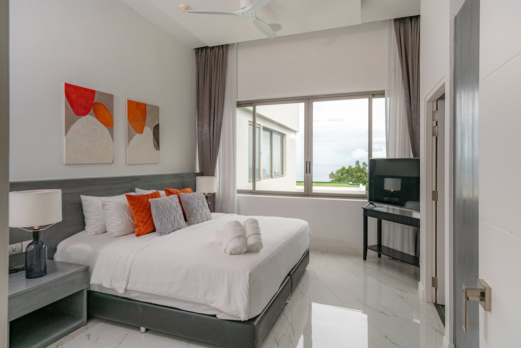 Property image - full photo 29