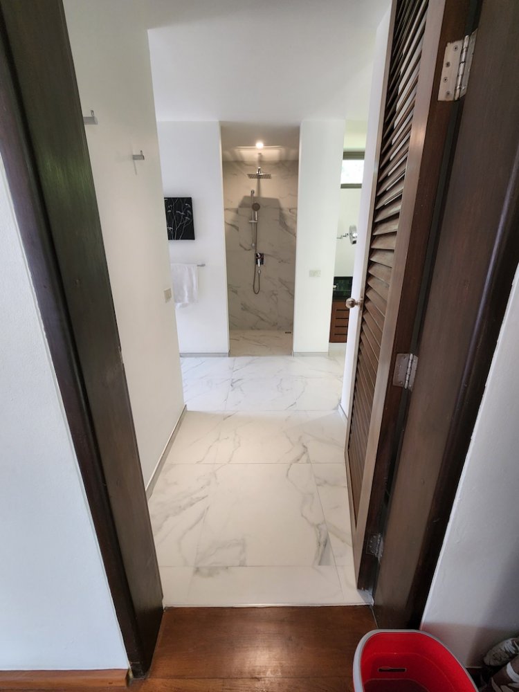 Property image - full photo 37