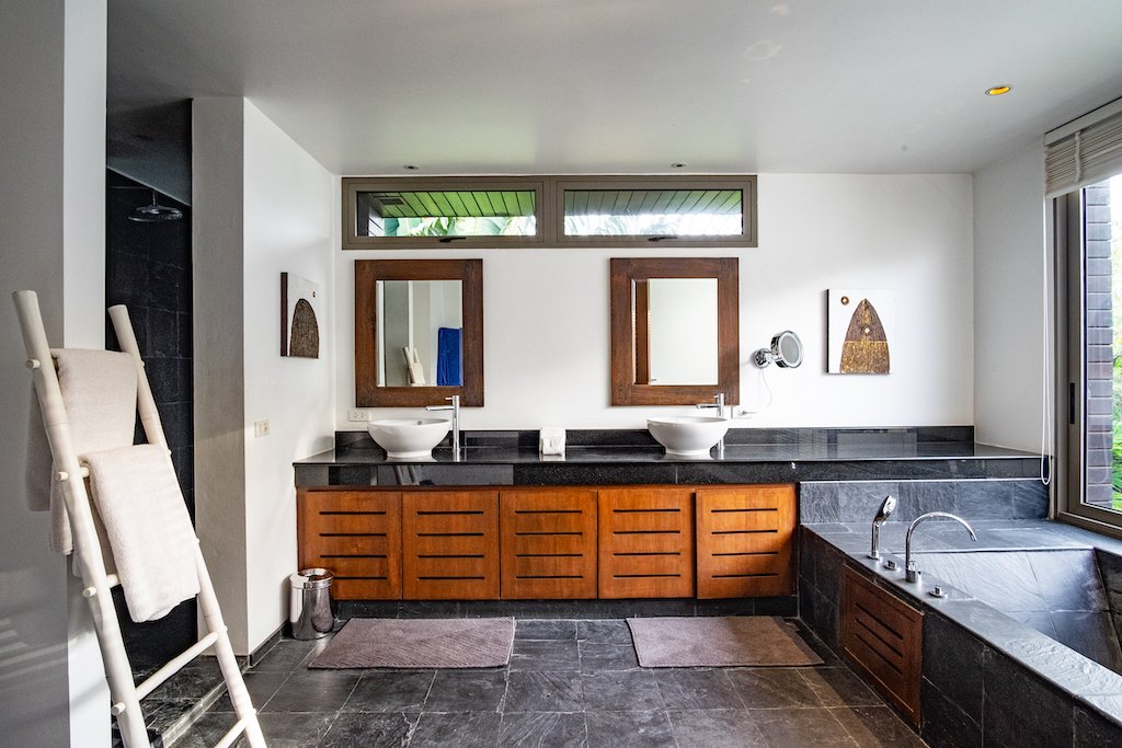 Property image - full photo 74