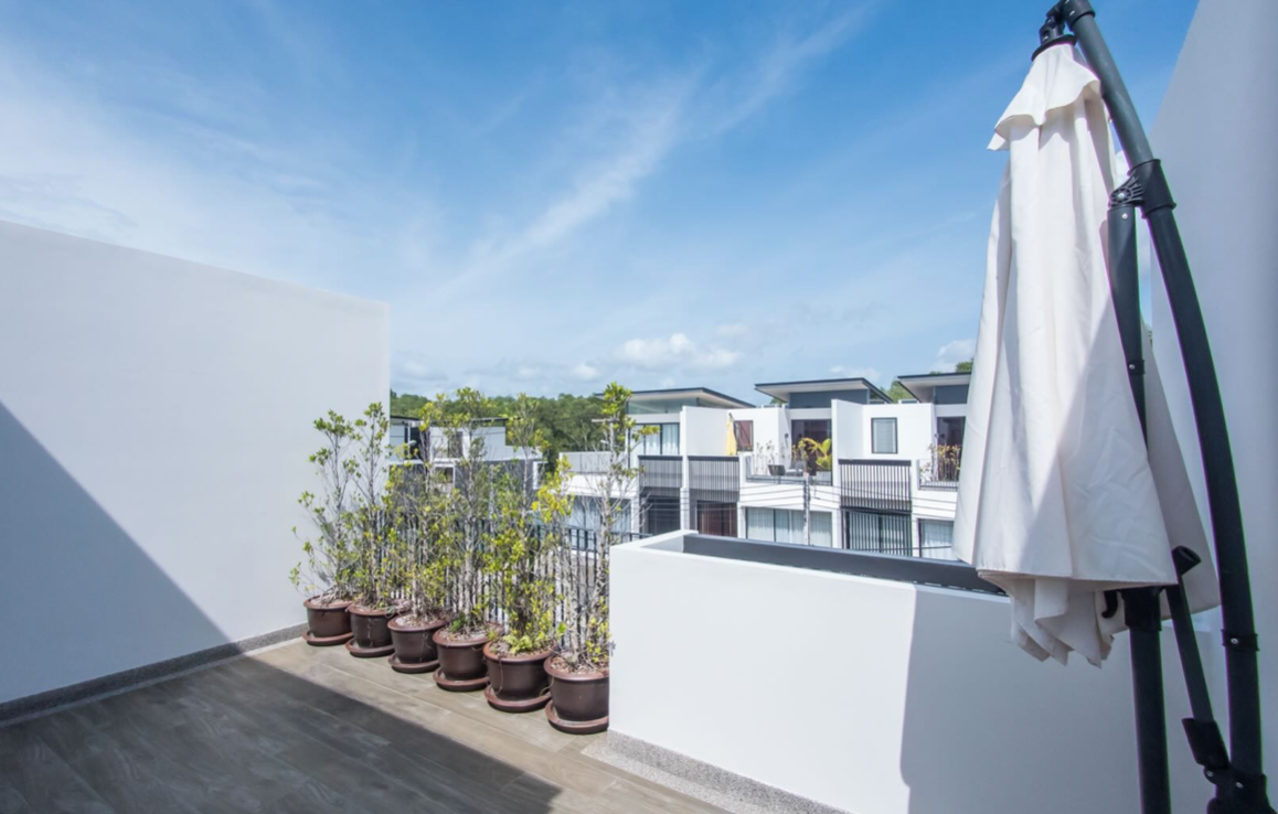 Property image - full photo 16