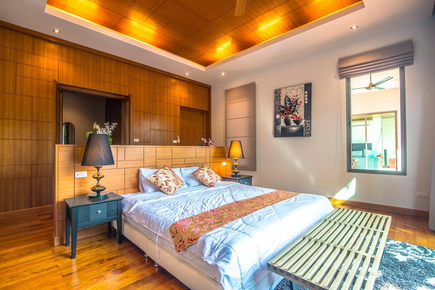 Property image - full photo 10