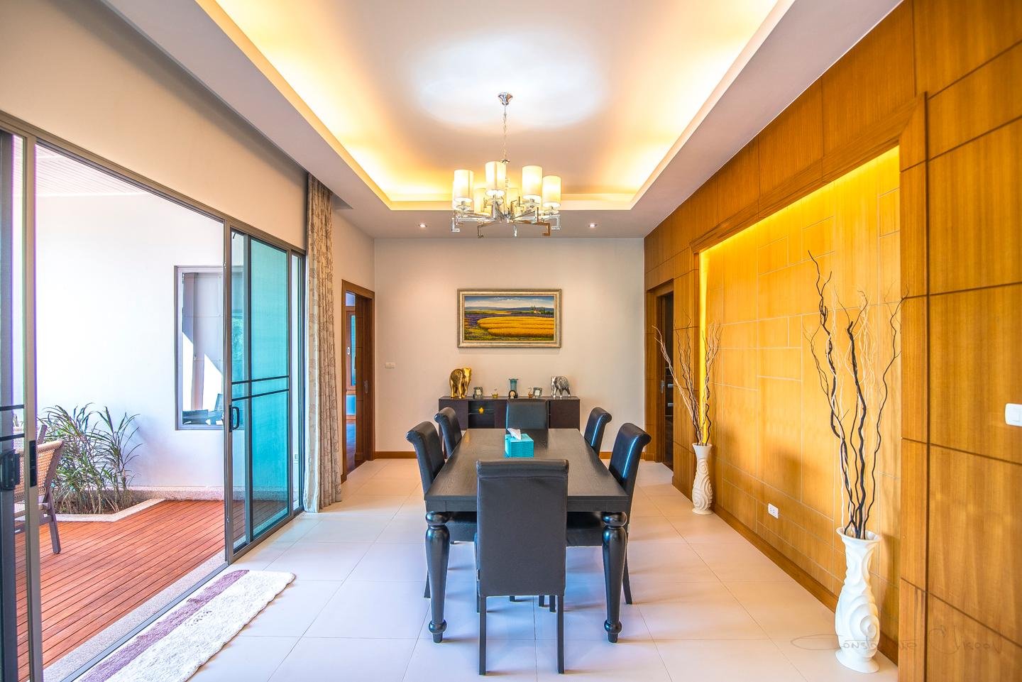 Property image - full photo 8