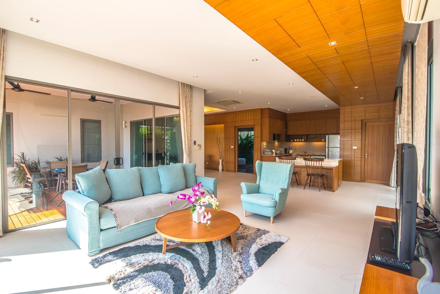 Property image - full photo 5