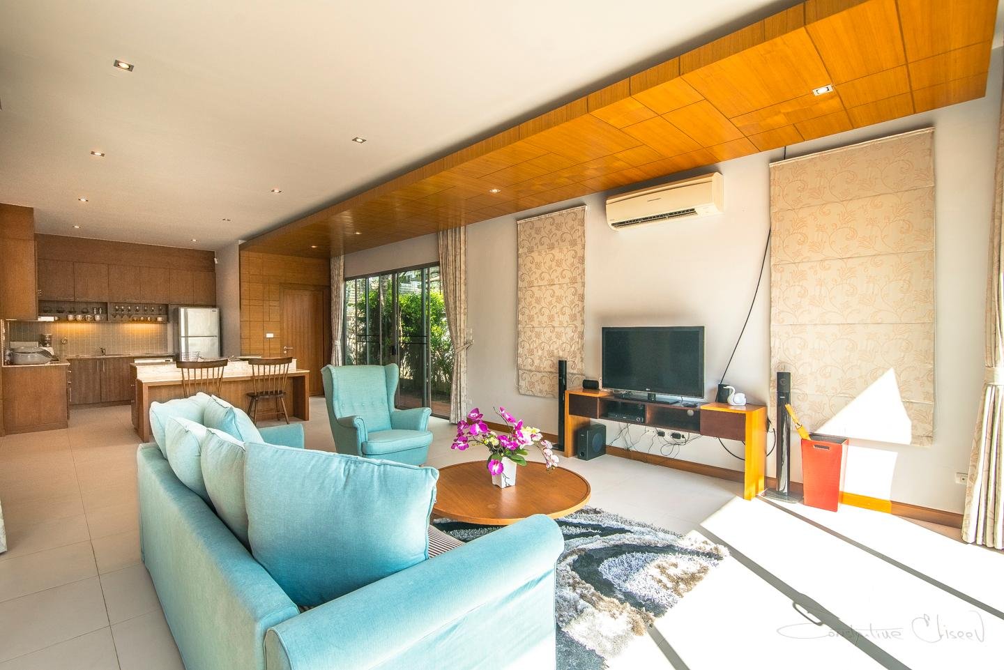Property image - full photo 6