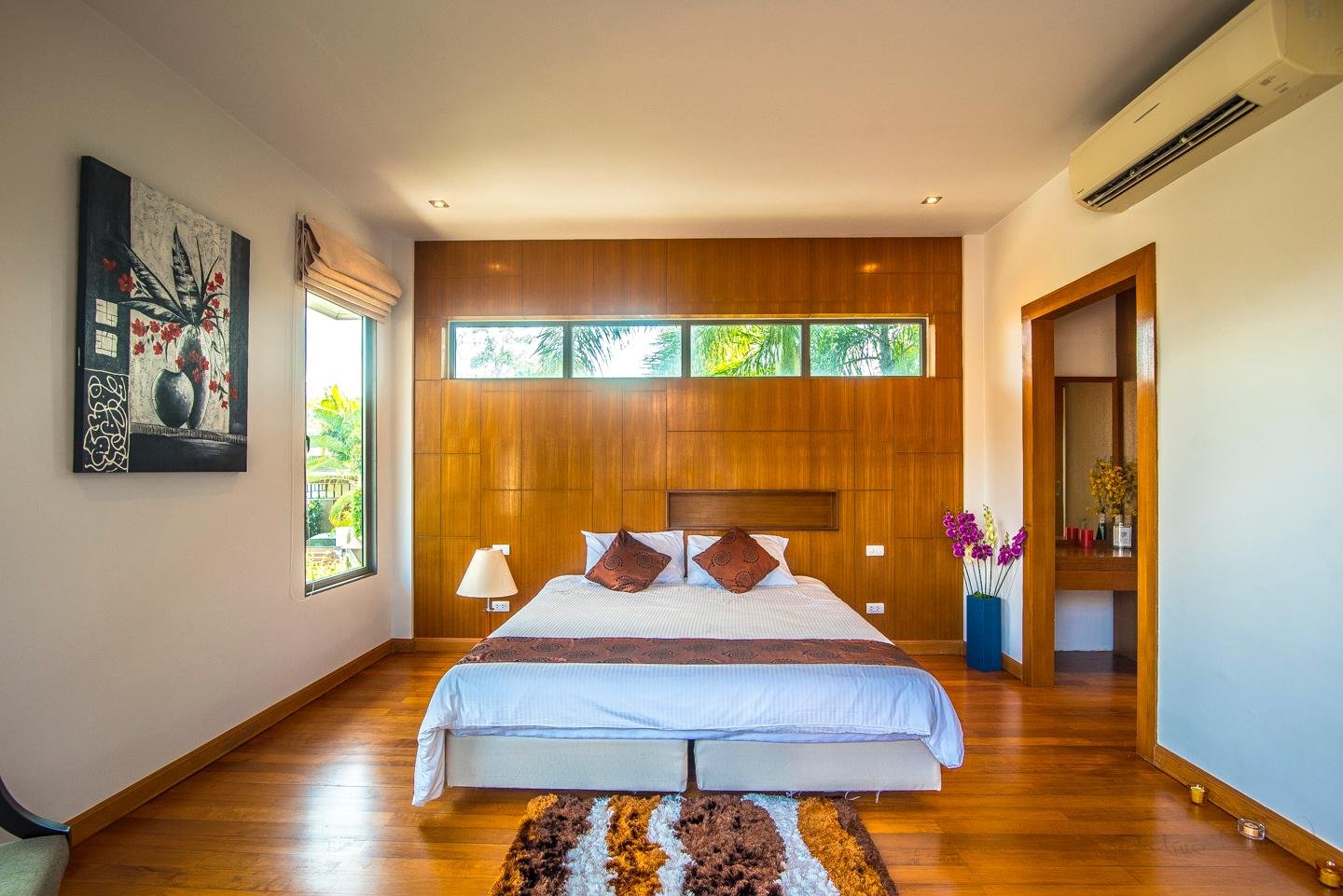 Property image - full photo 13