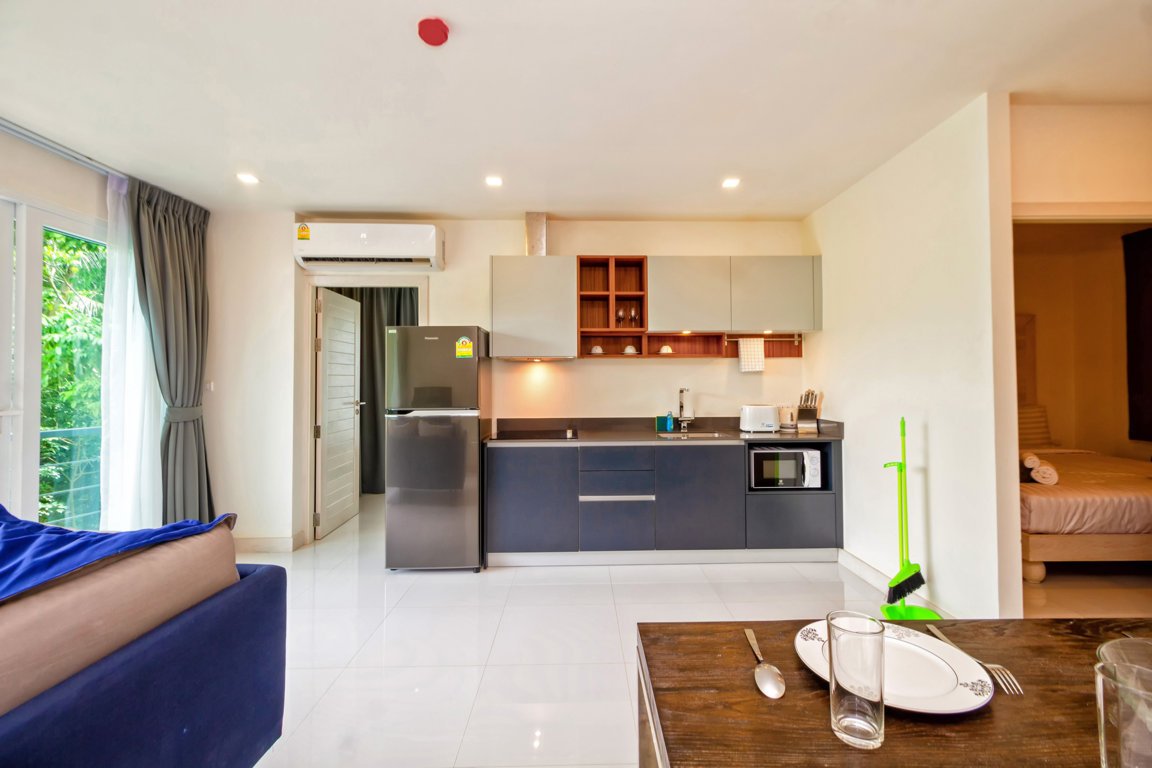 Property image - full photo 10