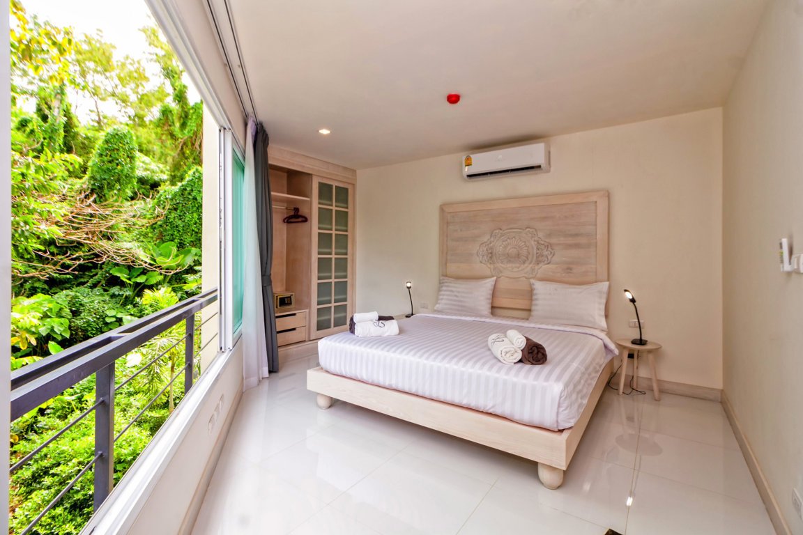 Property image - full photo 18