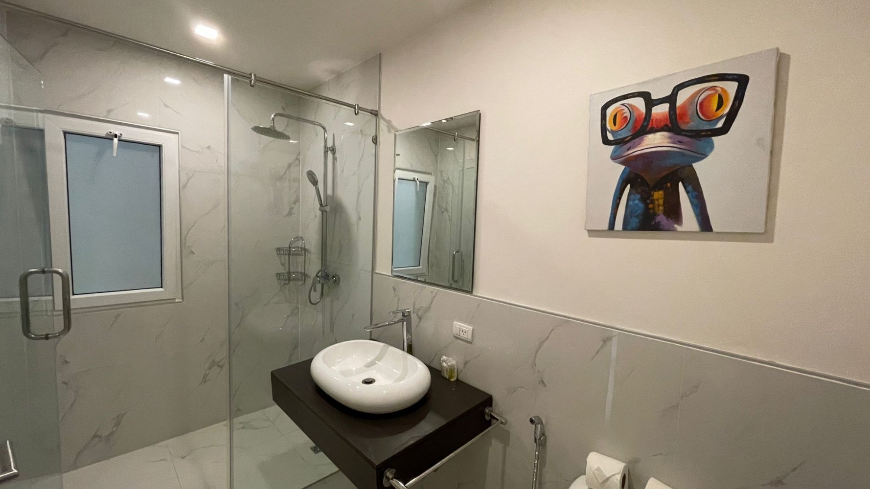 Property image - full photo 43