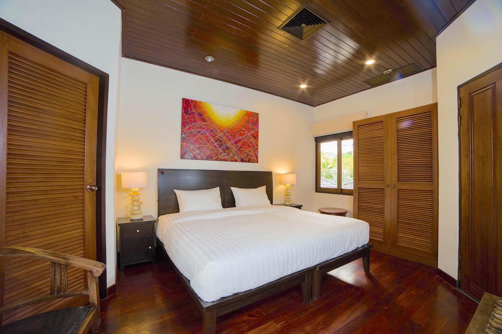 Property image - full photo 28