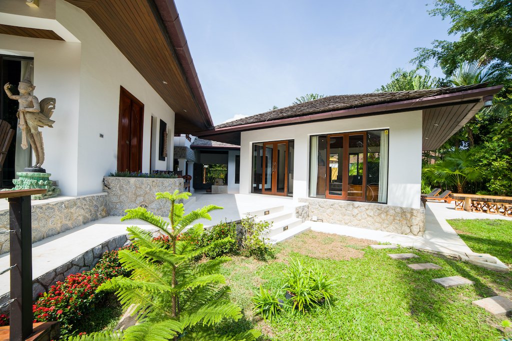 Property image - full photo 5