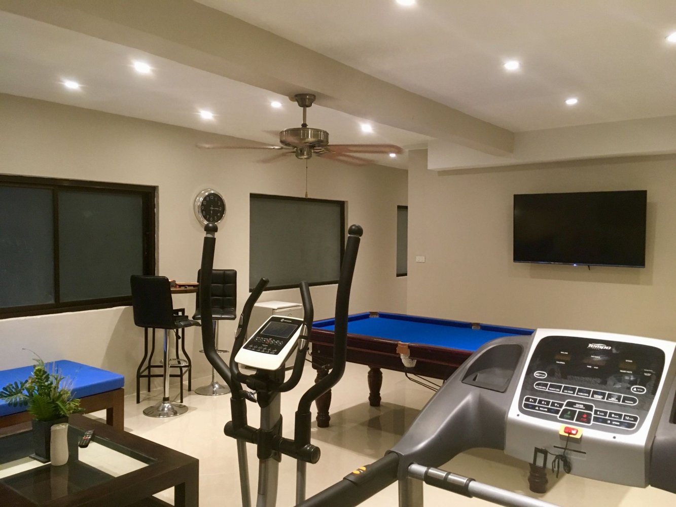 Property image - full photo 15