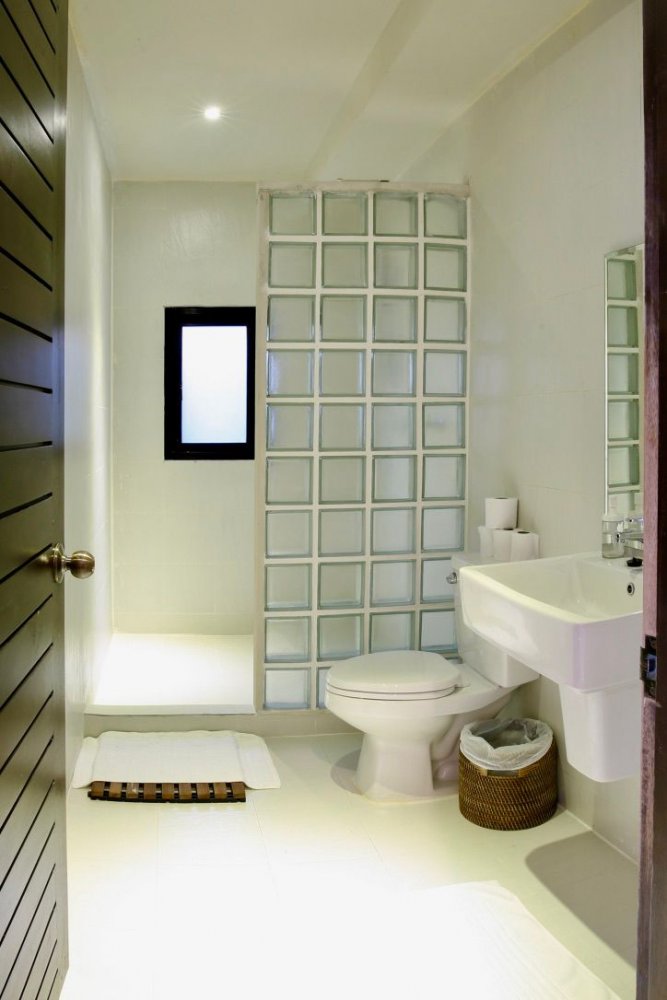 Property image - full photo 10