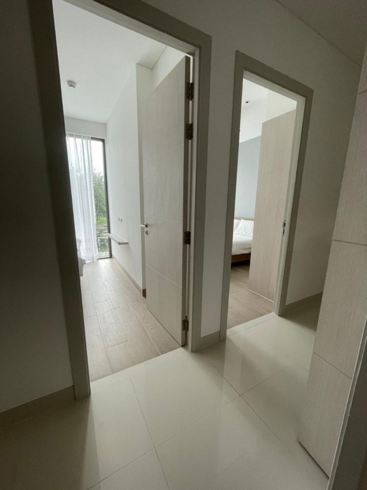 Property image - full photo 14