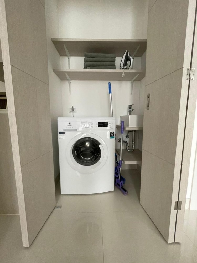 Property image - full photo 15