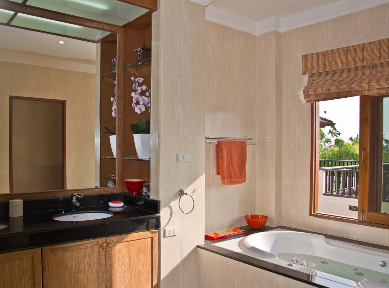 Property image - full photo 50