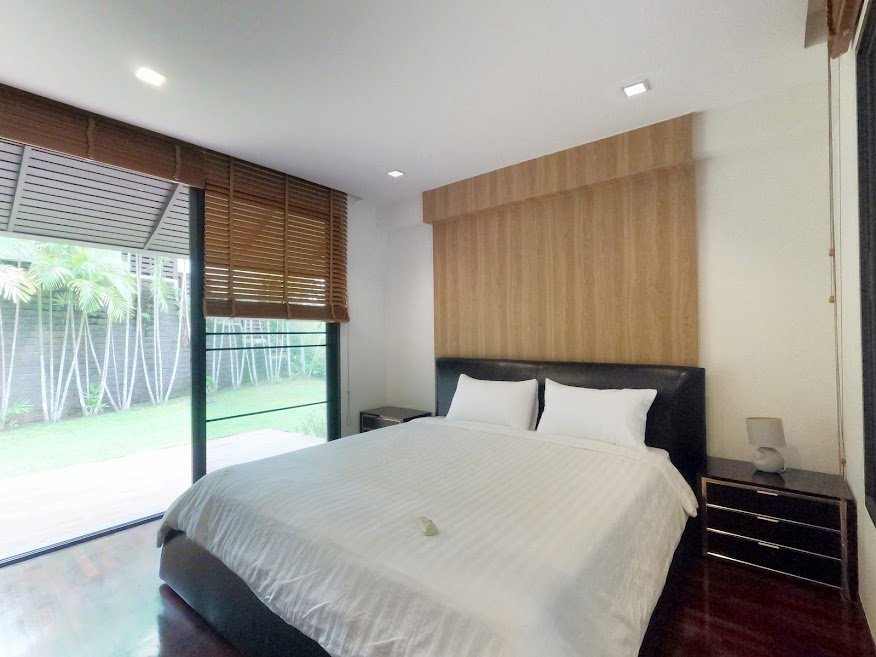 Property image - full photo 17