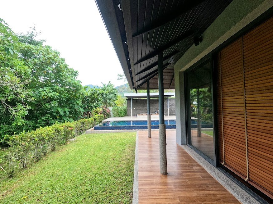 Property image - full photo 6