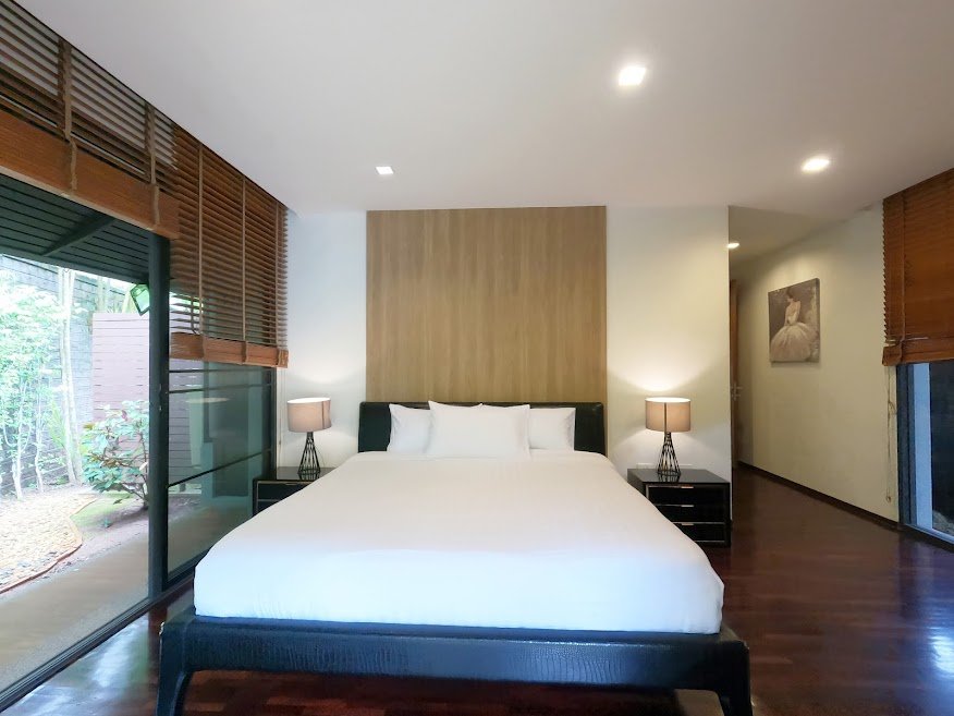 Property image - full photo 19