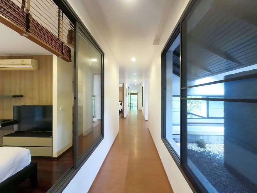 Property image - full photo 18